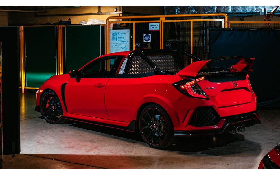 ホンダ シビックタイプr 新型 ピックアップトラックに変身 ニュルアタックも検討中 3枚目の写真 画像 レスポンス Response Jp ホンダ シビックタイプr 新型 ピックアップトラックに変身 ニュルアタックも検討中 3枚目の写真 画像 レスポンス Response Jp