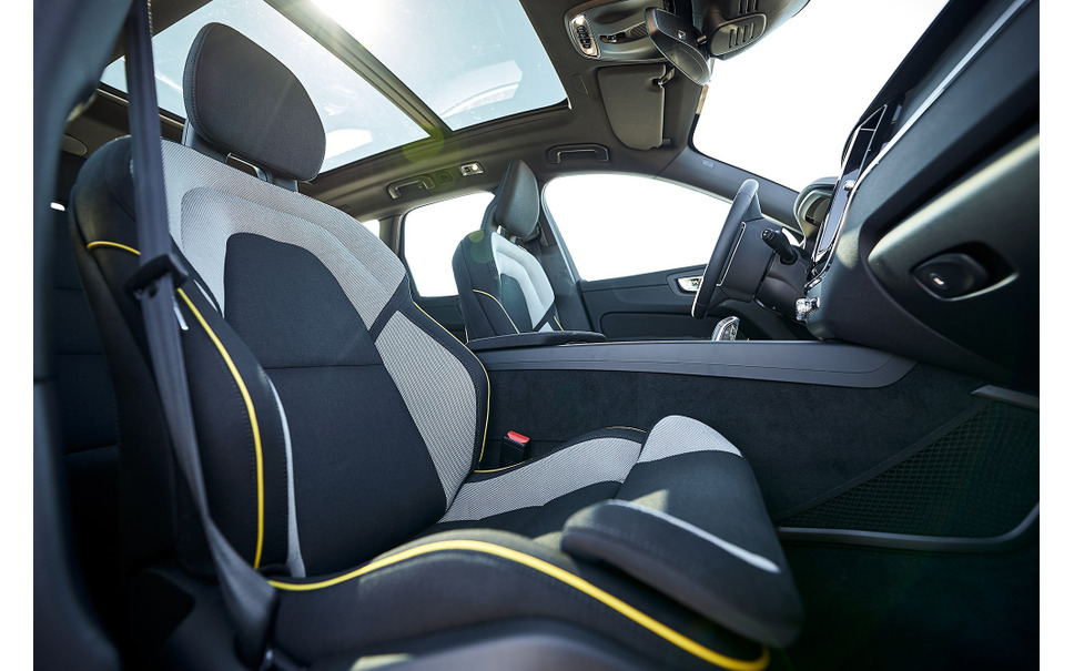 ボルボカーズ 樹脂製部品の25 以上をリサイクル素材に 25年から 2枚目の写真 画像 レスポンス Response Jp ボルボカーズ 樹脂製部品の25 以上をリサイクル素材に 25年から 2枚目の写真 画像 レスポンス Response Jp