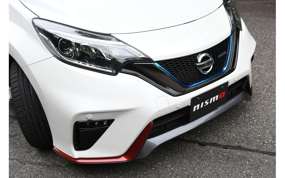 ワインディングで最高に楽しい仕上がり 電動車の未来を感じる ノート Eパワー Nismo ニスモパーツ装着車 試乗 3枚目の写真 画像 レスポンス Response Jp ワインディングで最高に楽しい仕上がり 電動車の未来を感じる ノート Eパワー Nismo ニスモパーツ装着車 試乗 3枚目の写真 画像 レスポンス Response Jp
