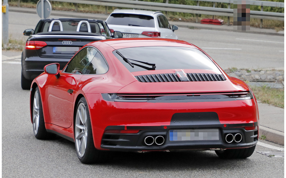 赤いボディの S も捕捉 ポルシェ 911 新型 発表直前フルヌード 22枚目の写真 画像 レスポンス Response Jp 赤いボディの S も捕捉 ポルシェ 911 新型 発表直前フルヌード 22枚目の写真 画像 レスポンス Response Jp
