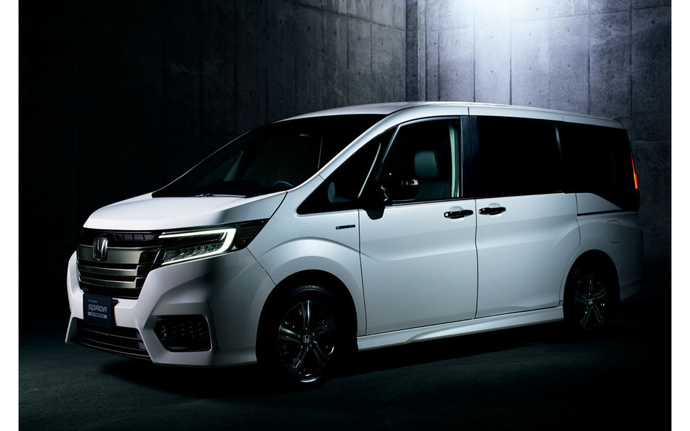 ホンダ ステップワゴンスパーダ、スポーティなブラック基調の特別仕様 ...