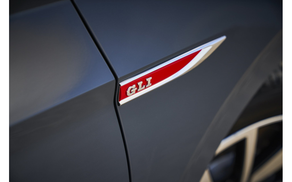 Vw ゴルフ Gti の4ドアセダン版 ジェッタ 新型 に Gli シカゴモーターショー2019 12枚目の写真 画像 レスポンス Response Jp