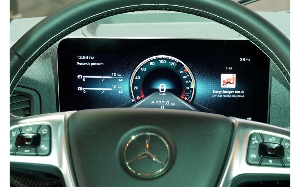 メルセデスベンツは新技術が目白押し 電子ミラーから操舵システムを使ったゲームまで Mwc 19 5枚目の写真 画像 レスポンス Response Jp