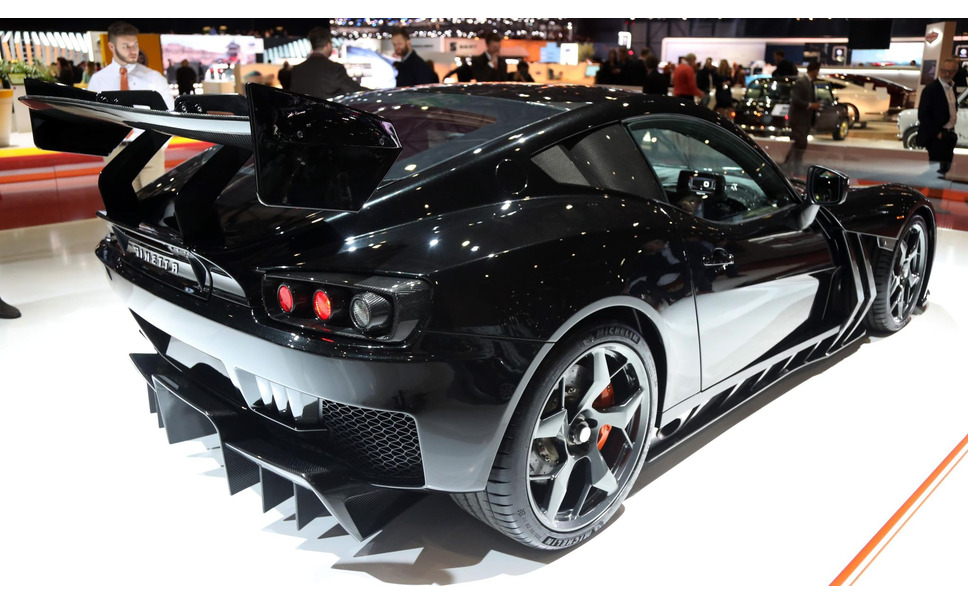 その名は サメ ジネッタの軽量スーパーカーは940kgの車体に575馬力 ジュネーブモーターショー19 5枚目の写真 画像 レスポンス Response Jp その名は サメ ジネッタの軽量スーパーカーは940kgの車体に575馬力 ジュネーブモーターショー19 5枚目の写真 画像 レスポンス Response Jp