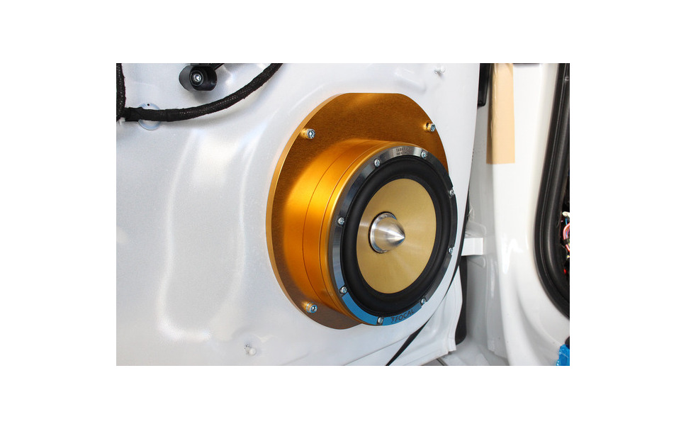 アウディ用ジュラルミン系アルミ無垢材スピーカーマウント M Mデザインから発売 2枚目の写真 画像 レスポンス Response Jp