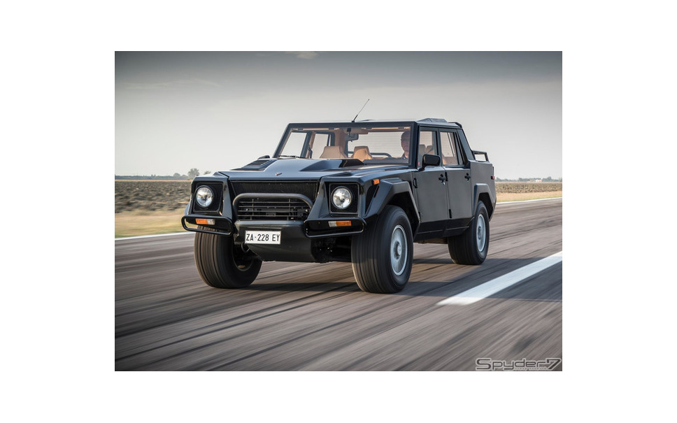 ランボルギーニの元祖suv Lm002 復活へ Ceoは 検討中 2枚目の写真 画像 レスポンス Response Jp ランボルギーニの元祖suv Lm002 復活へ Ceoは 検討中 2枚目の写真 画像 レスポンス Response Jp