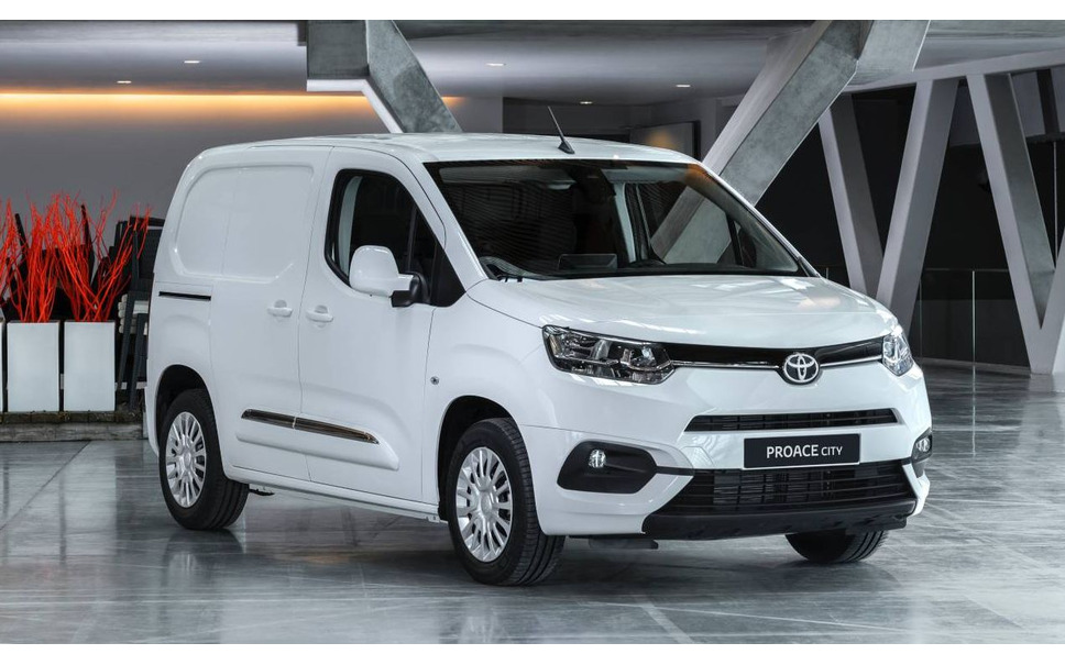 トヨタ 新型商用車 プロエースシティ 発表 プジョーとシトロエンの新たな兄弟車 13枚目の写真 画像 レスポンス Response Jp