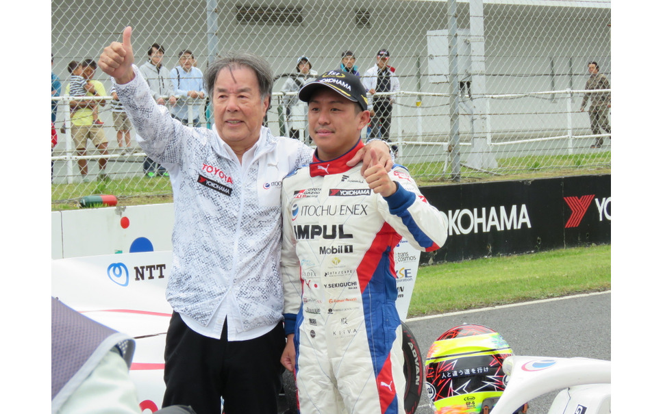 スーパーフォーミュラ 第2戦 関口雄飛 16番グリッド発進からの 圧勝劇 を完遂 星野一義監督も絶賛する気迫の走り 1枚目の写真 画像 レスポンス Response Jp スーパーフォーミュラ 第2戦 関口雄飛 16番グリッド発進からの 圧勝劇 を完遂 星野一義監督も絶賛する気迫の走り 1枚目の写真 画像 レスポンス Response Jp