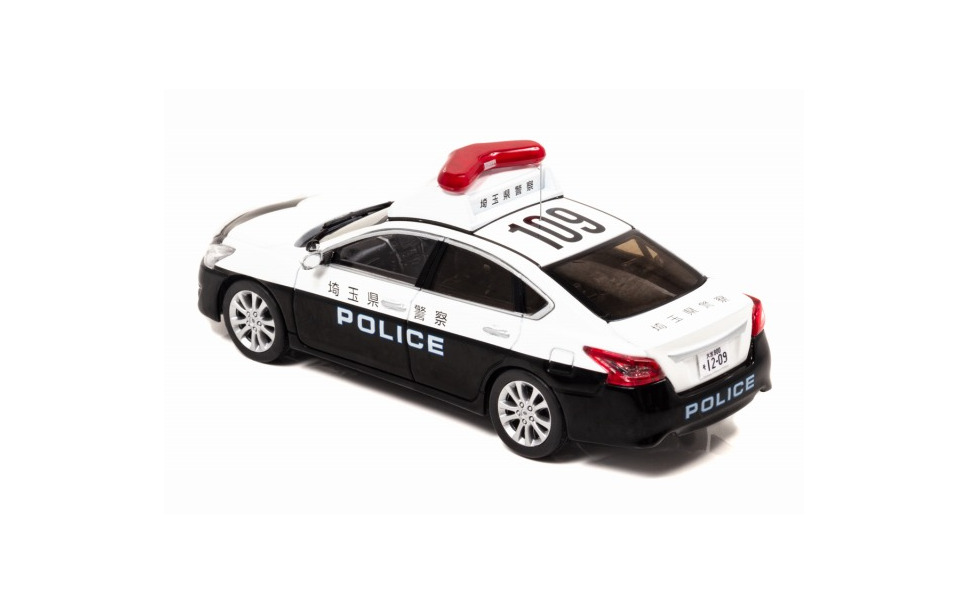 マニアックな2灯仕様の ティアナ 捜査車両など 1 43スケールで発売 4枚目の写真 画像 レスポンス Response Jp マニアックな2灯仕様の ティアナ 捜査車両など 1 43スケールで発売 4枚目の写真 画像 レスポンス Response Jp