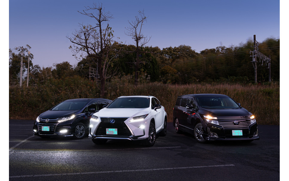 字光式ナンバーの光り方に驚愕 業界初の設計思想 R Ray 登場 伊藤梓 3枚目の写真 画像 レスポンス Response Jp