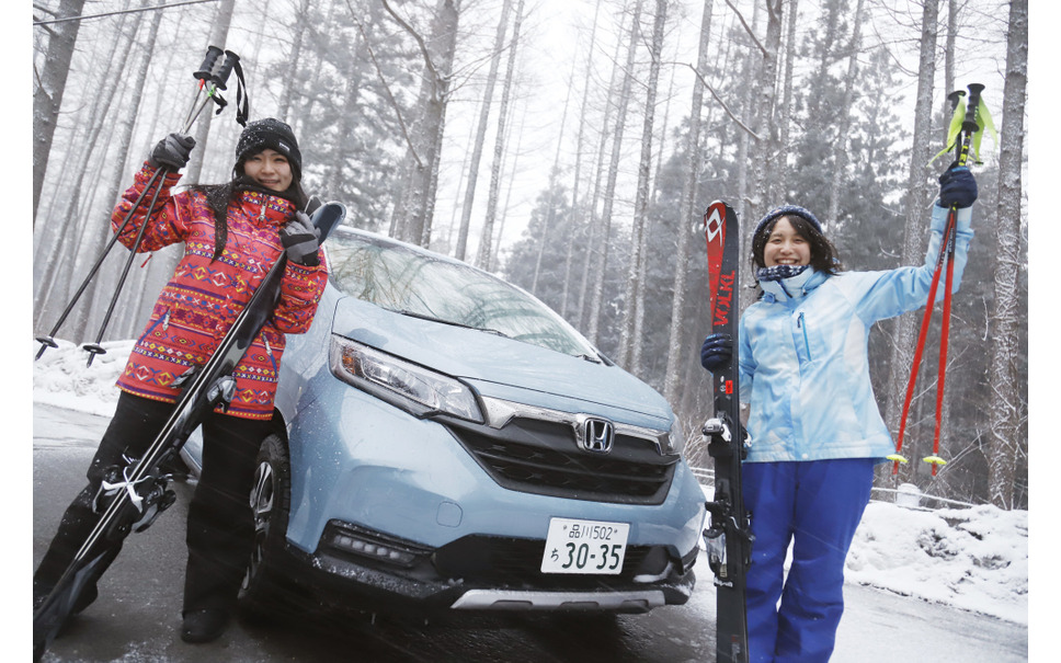 Honda フリード でウィンタースポーツへ 雪道 大荷物でも安心できるコンパクトミニバン 1枚目の写真 画像 レスポンス Response Jp