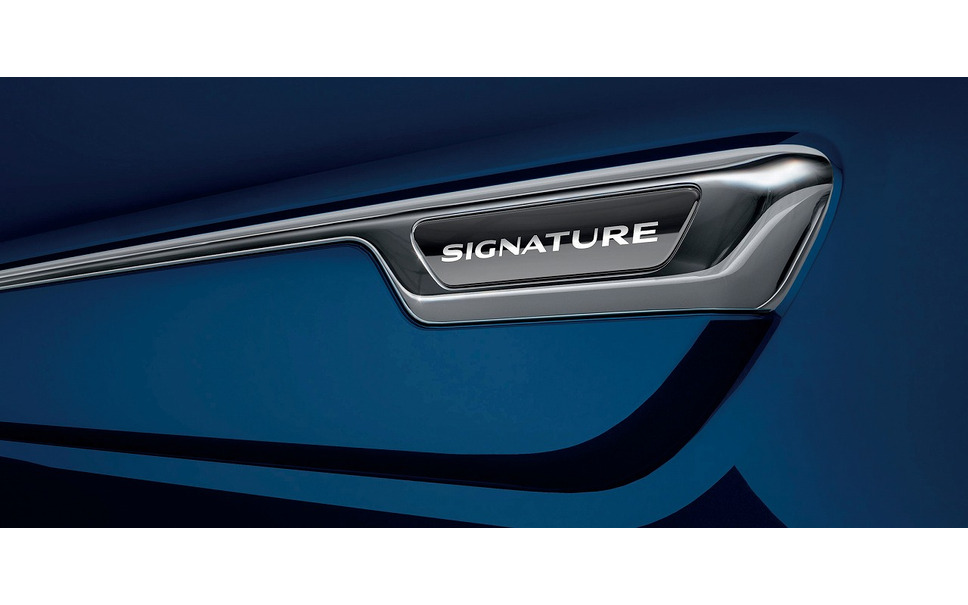 ルノー トゥインゴ Twingo のデザイン文字を散りばめた特別仕様車を発売 8枚目の写真 画像 レスポンス Response Jp