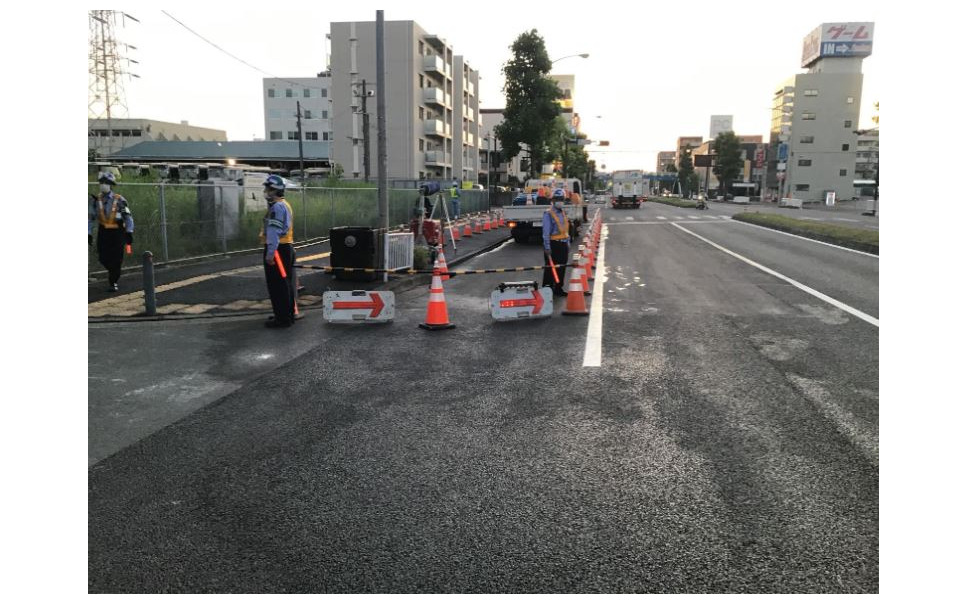 縁石とは 車で乗りあげてしまったときの対処方法 カーナリズム