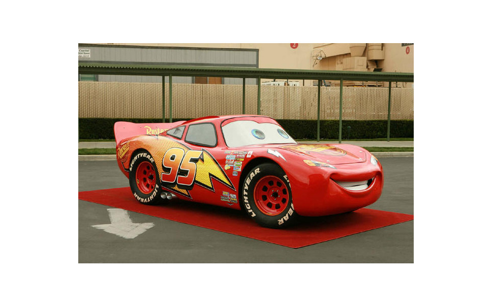 ロンドンモーターショー08 ディズニー ピクサー カーズ 実車 版 1枚目の写真 画像 レスポンス Response Jp