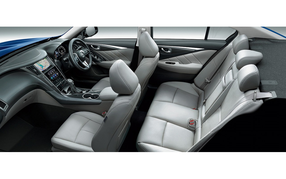 日産 スカイライン 400r 新色スレートグレーを追加 7枚目の写真 画像 レスポンス Response Jp 日産 スカイライン 400r 新色スレートグレーを追加 7枚目の写真 画像 レスポンス Response Jp