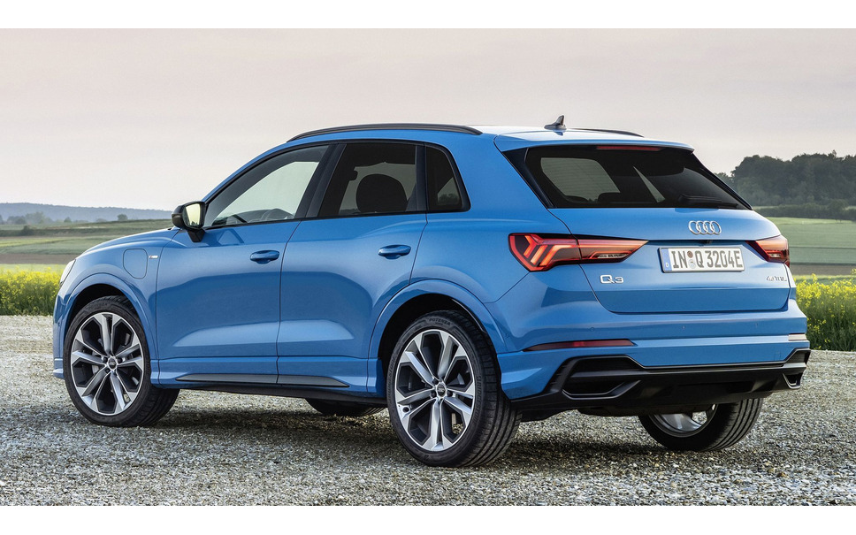 アウディ Q3 新型にphv 燃費は71 4km リットル 予約受注を21年1月欧州で開始 11枚目の写真 画像 レスポンス Response Jp アウディ Q3 新型にphv 燃費は71 4km リットル 予約受注を21年1月欧州で開始 11枚目の写真 画像 レスポンス Response Jp