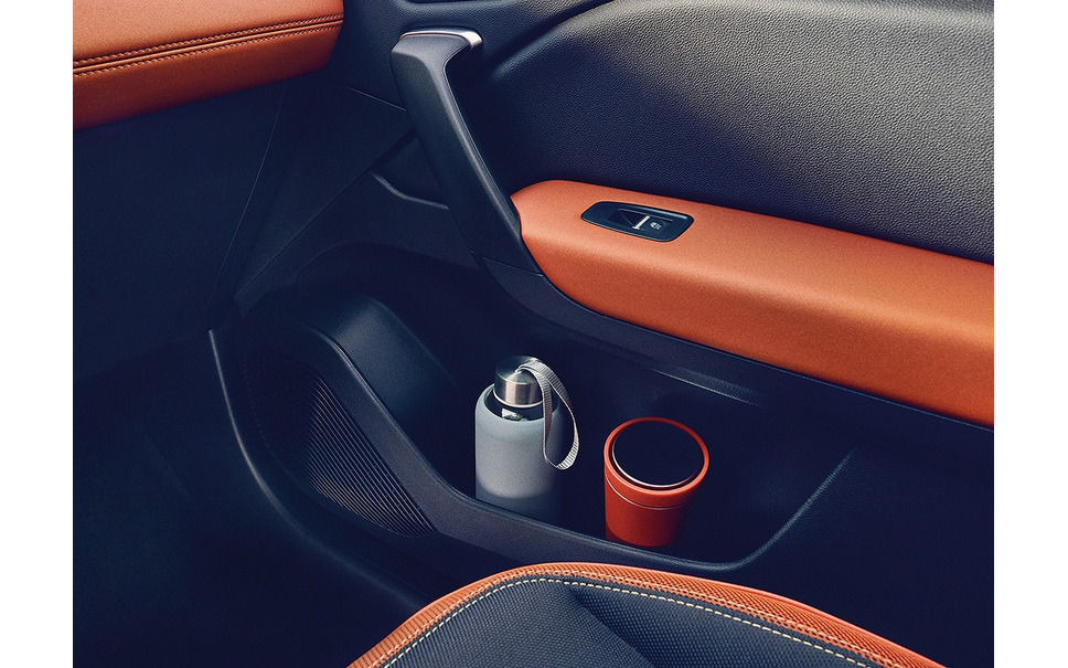 ルノー キャプチャー 新型 コンパクトsuvの枠を超えた進化 新開発エンジン プラットフォーム採用 47枚目の写真 画像 レスポンス Response Jp