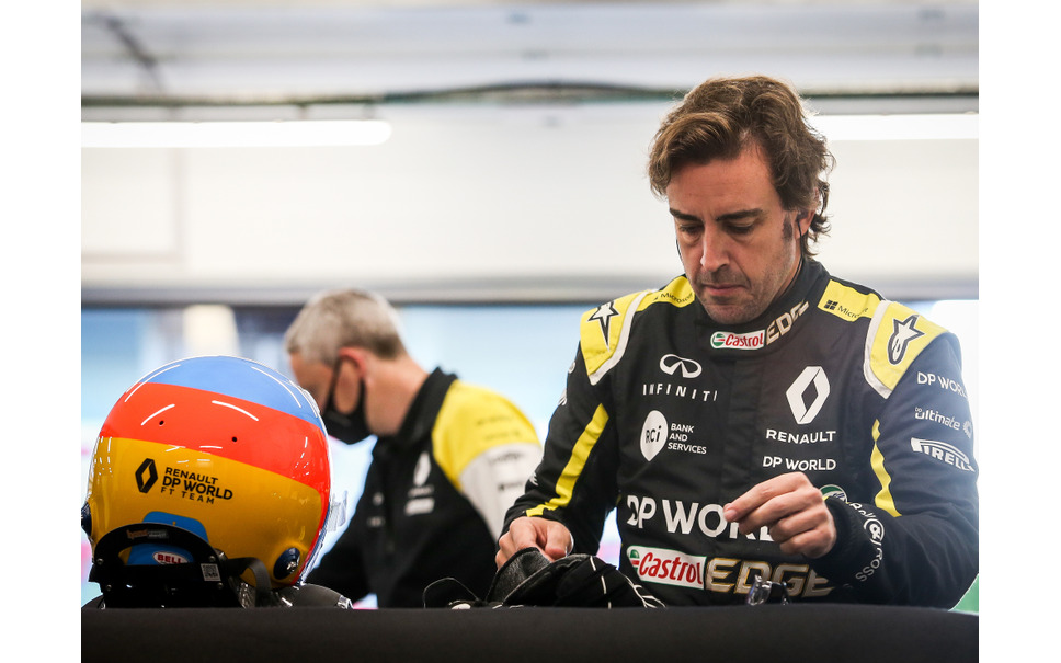 2020年10月、既に2021年にアルピーヌF1チームからF1復帰することが決まっていたアロンソは、当時のルノーF1チーム(現アルピーヌF1チーム)の20年型マシンでテスト走行に臨んだ。
