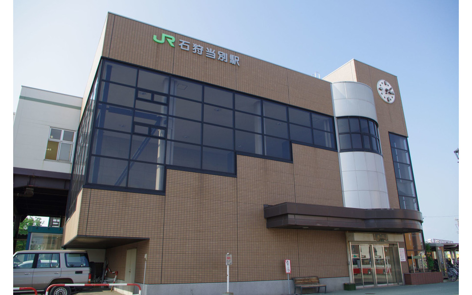 タウン ロイズ 新興EVローズタウン、米工場を鴻海に約250億円で売却: 日本経済新聞
