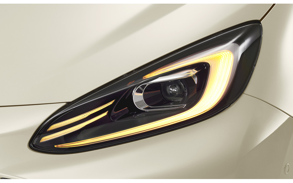 トヨタ アクア 新型 初のフルモデルチェンジ 新電池搭載で35 8km Lの低燃費 198万円から 34枚目の写真 画像 レスポンス Response Jp トヨタ アクア 新型 初のフルモデルチェンジ 新電池搭載で35 8km Lの低燃費 198万円から 34枚目の写真 画像 レスポンス Response Jp