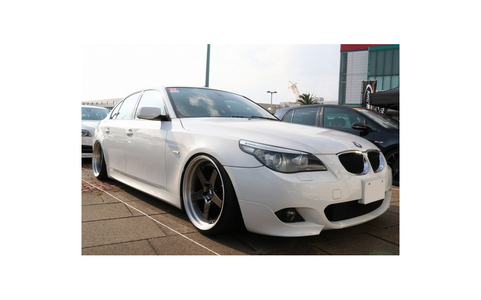 インストール レビュー Bmw 530i By J Club 2枚目の写真 画像 レスポンス Response Jp