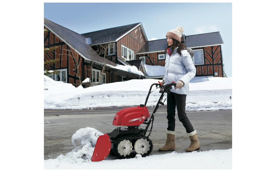 ホンダ 小型 軽量の除雪機 ユキオスsb800 発売 2枚目の写真 画像 レスポンス Response Jp ホンダ 小型 軽量の除雪機 ユキオスsb800 発売 2枚目の写真 画像 レスポンス Response Jp