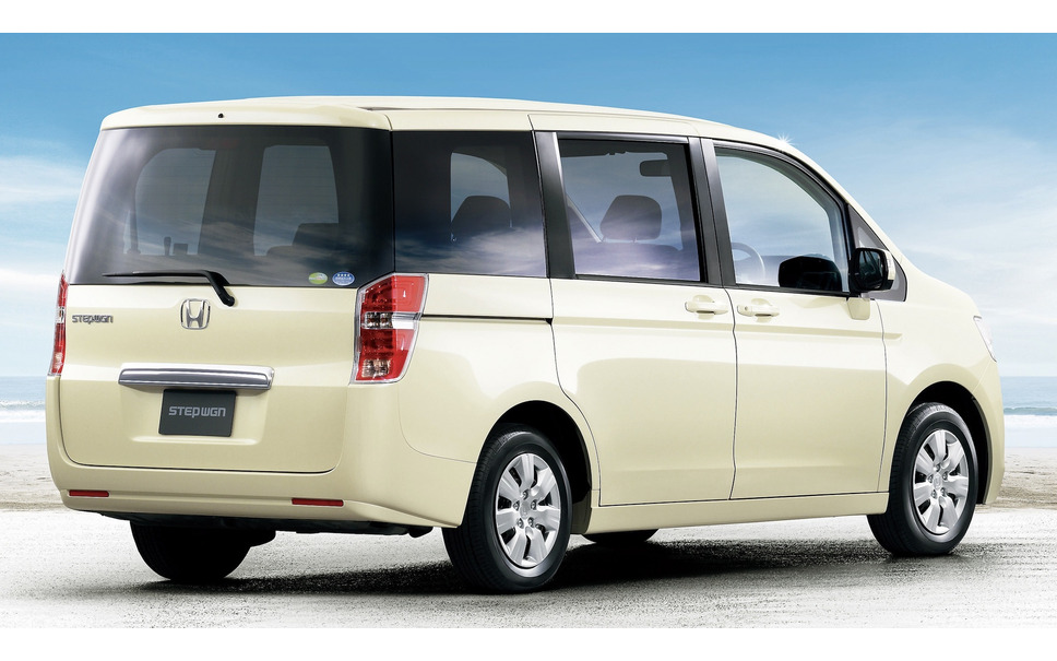 ホンダ ステップワゴン 新型 1月7日にプレミア 5代25年の歴史 写真40点 枚目の写真 画像 レスポンス Response Jp
