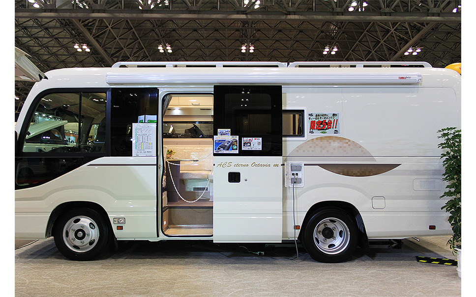RV BIGFOOT ACSエテルノオクタービア(ジャパンキャンピングカーショー2022)