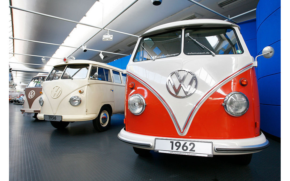 Vw Id Buzzとワーゲンバスとプラッテンバーゲン ヒストリー 写真41点 28枚目の写真 画像 レスポンス Response Jp