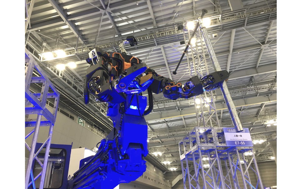 人型重機ロボット（国際ロボット展2022）