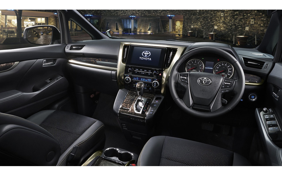 トヨタ アルファード ヴェルファイア ゴールドを配した特別仕様車と新グレード設定 4枚目の写真 画像 レスポンス Response Jp