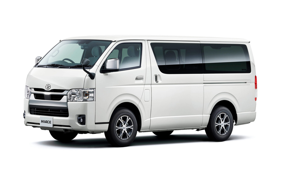 快適な車中泊ならハイエース 人気の理由とカスタム方法 おすすめグッズは カーナリズム