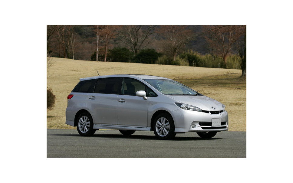 トヨタ ウィッシュ いまお手頃価格な低床 低重心ミニバン カーナリズム トヨタ ウィッシュ いまお手頃価格な低床 低重心ミニバン カーナリズム