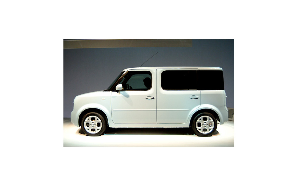 日産 キューブ 5月に3列シート7人乗を追加 2枚目の写真 画像 レスポンス Response Jp