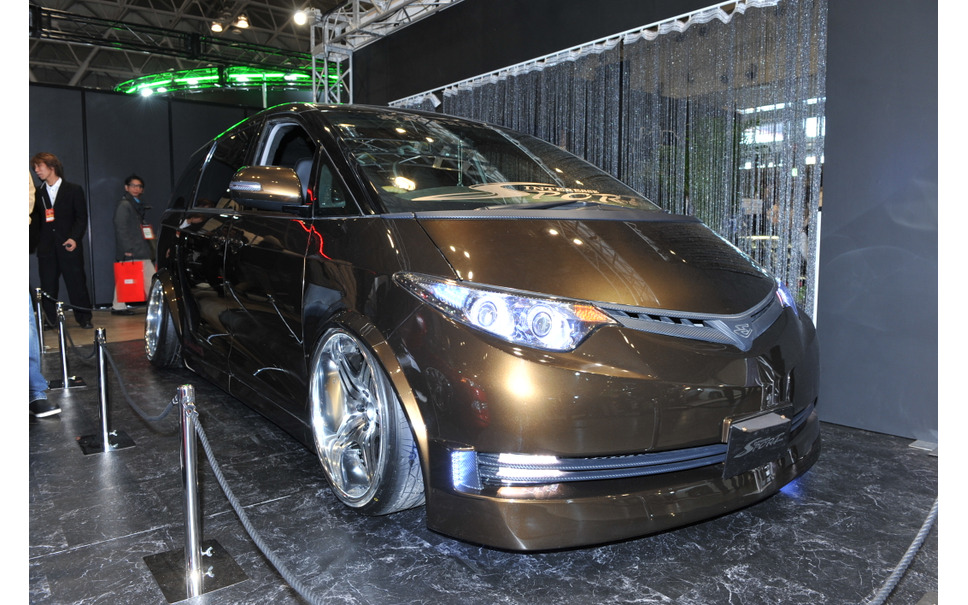 東京オートサロン10ライブラリー Avanzare エスティマ と 2枚目の写真 画像 レスポンス Response Jp