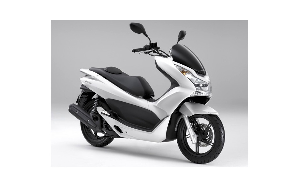 ホンダが新型スクーター Pcxを発売 アイドリングストップ 1枚目の写真 画像 レスポンス Response Jp ホンダが新型スクーター Pcxを発売 アイドリングストップ 1枚目の写真 画像 レスポンス Response Jp