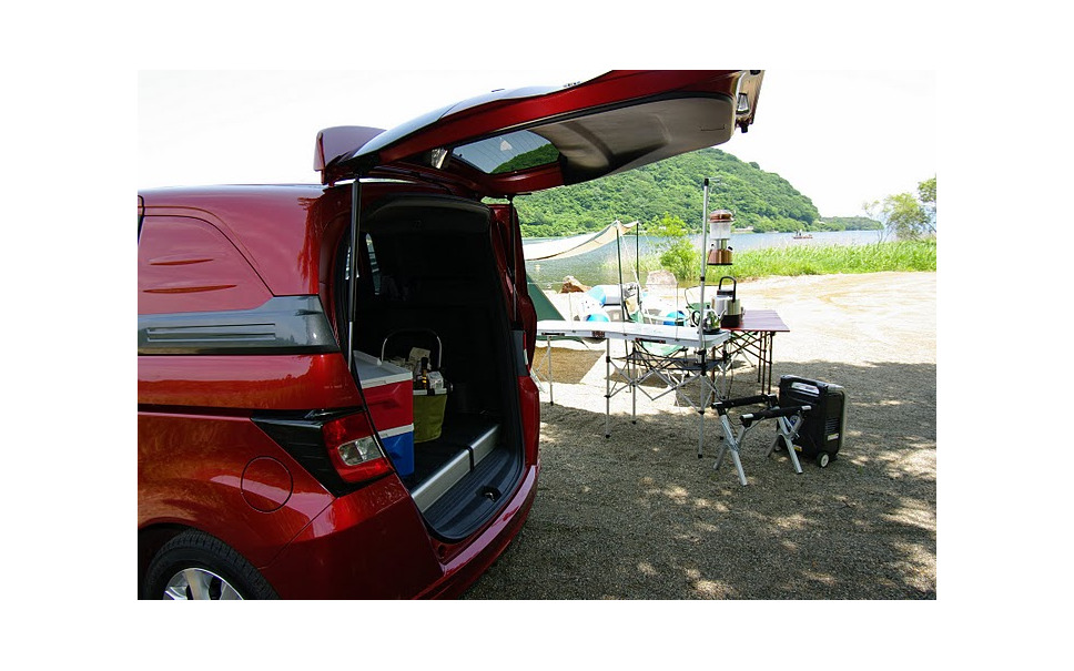 ホンダ フリードスパイク 発表 発売1か月で1万台を受注 車中泊ブーム効果か 2枚目の写真 画像 レスポンス Response Jp