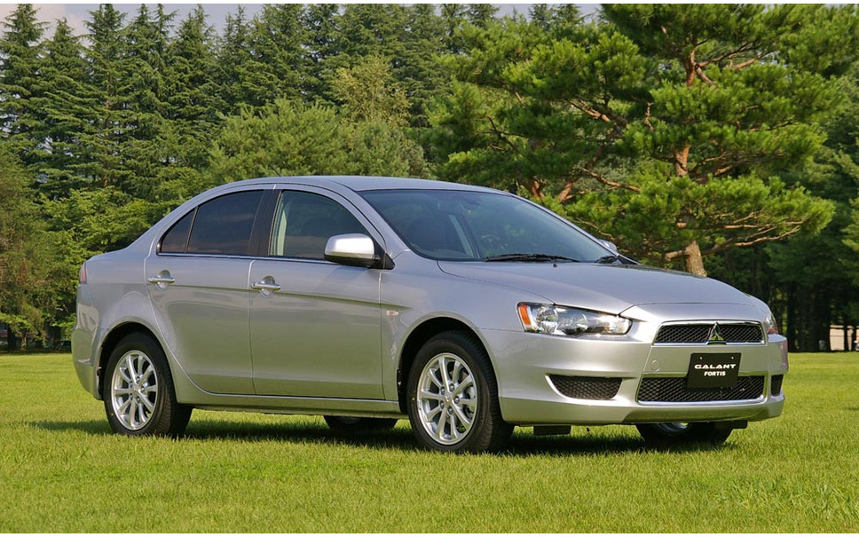 三菱 ギャランフォルティス スポーツバック 一部改良 全車ascを標準装備 2枚目の写真 画像 レスポンス Response Jp 三菱 ギャランフォルティス スポーツバック 一部改良 全車ascを標準装備 2枚目の写真 画像 レスポンス Response Jp