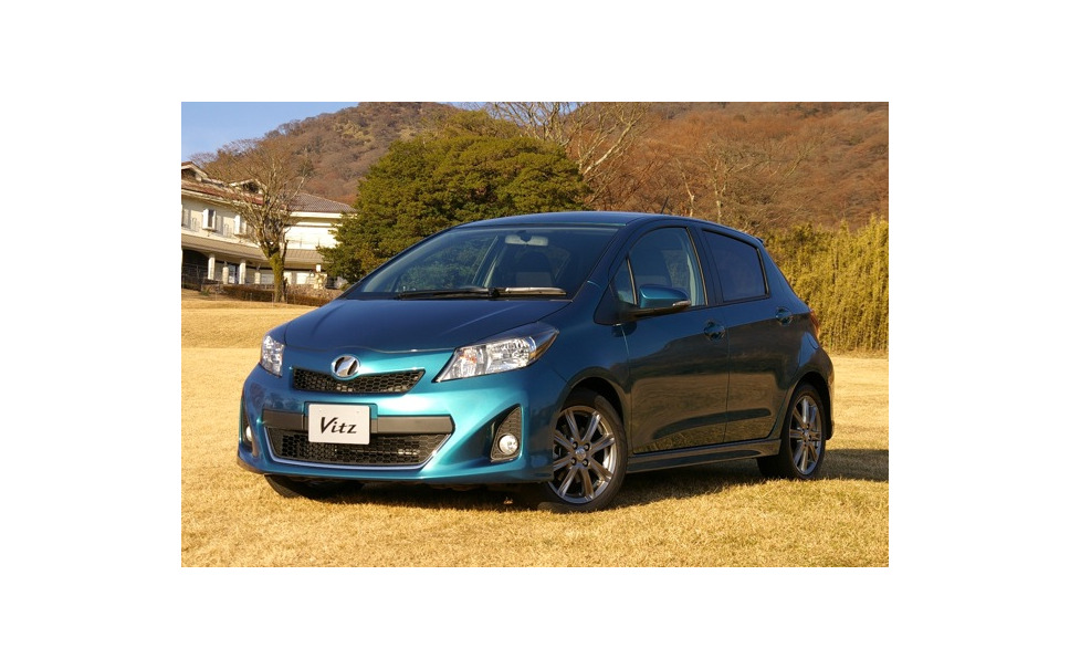 トヨタ ヴィッツ 新型発表 走りと乗り心地 ライバルは C3 や 7 2枚目の写真 画像 レスポンス Response Jp トヨタ ヴィッツ 新型発表 走りと乗り心地 ライバルは C3 や 7 2枚目の写真 画像 レスポンス Response Jp