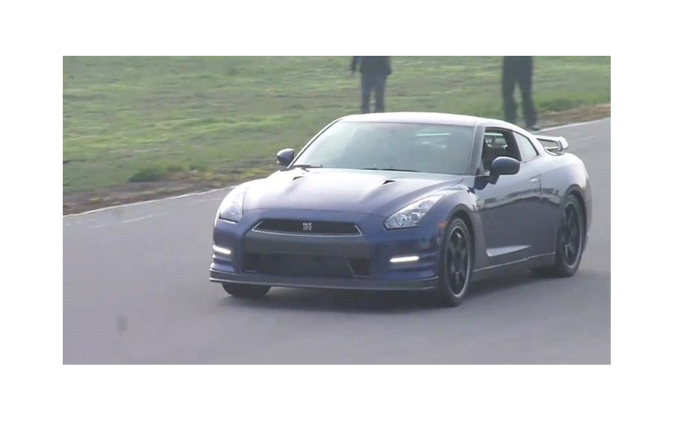 日産 Gt R 新型ローンチコントロールの威力 動画 2枚目の写真 画像 レスポンス Response Jp
