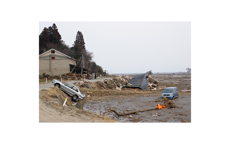 東日本大震災 被災地の証言 家の中に大きな魚が 4枚目の写真 画像 レスポンス Response Jp 東日本大震災 被災地の証言 家の中に大きな魚が 4枚目の写真 画像 レスポンス Response Jp