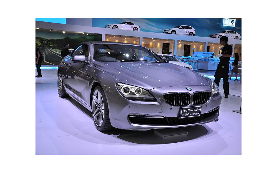 バンコクモーターショー11 Bmw 640i コンバーチブル 詳細画像 右ハンドルを富裕層へ 1枚目の写真 画像 レスポンス Response Jp バンコクモーターショー11 Bmw 640i コンバーチブル 詳細画像 右ハンドルを富裕層へ 1枚目の写真 画像 レスポンス Response Jp