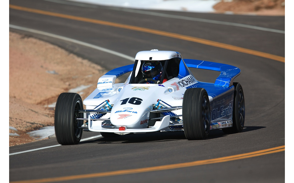 パイクスピーク11 予選 モンスター田嶋 9分55秒位は出そう 5枚目の写真 画像 レスポンス Response Jp