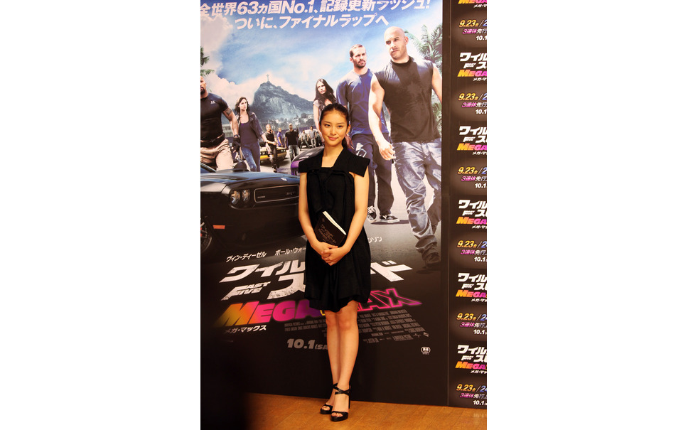 武井咲が映画 ワイルド スピード Mega Max の声優に挑戦 15枚目の写真 画像 レスポンス Response Jp 武井咲が映画 ワイルド スピード Mega Max の声優に挑戦 15枚目の写真 画像 レスポンス Response Jp