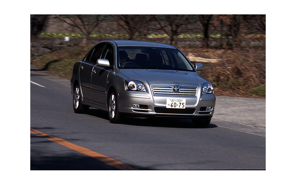 インプレ 04 こもだきよし トヨタ アベンシス 質実剛健なトヨタ車という新ジャンル 1枚目の写真 画像 レスポンス Response Jp