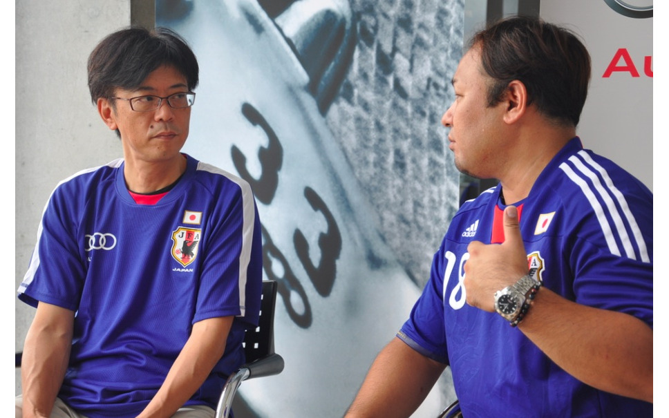 サッカー日本代表のジャンボジャージ 環八を見下ろす 3枚目の写真 画像 レスポンス Response Jp