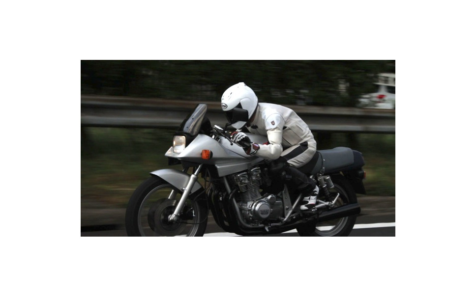 復刻して欲しいバイク1位は 1100カタナ バイクライフ研究所調べ 4枚目の写真 画像 レスポンス Response Jp 復刻して欲しいバイク1位は 1100カタナ バイクライフ研究所調べ 4枚目の写真 画像 レスポンス Response Jp