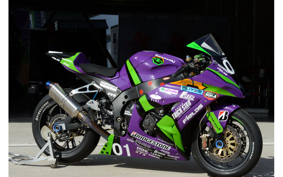 鈴鹿8耐 エヴァンゲリオンレーシング鶴田監督 打倒ワークス 掲げ怪気炎 3枚目の写真 画像 レスポンス Response Jp 鈴鹿8耐 エヴァンゲリオンレーシング鶴田監督 打倒ワークス 掲げ怪気炎 3枚目の写真 画像 レスポンス Response Jp