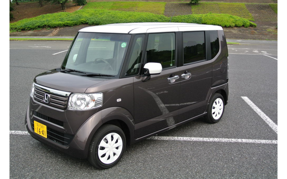 ホンダ N Box 発売 ツートンカラーの受注は35 納車3か月待ち 2枚目の写真 画像 レスポンス Response Jp ホンダ N Box 発売 ツートンカラーの受注は35 納車3か月待ち 2枚目の写真 画像 レスポンス Response Jp