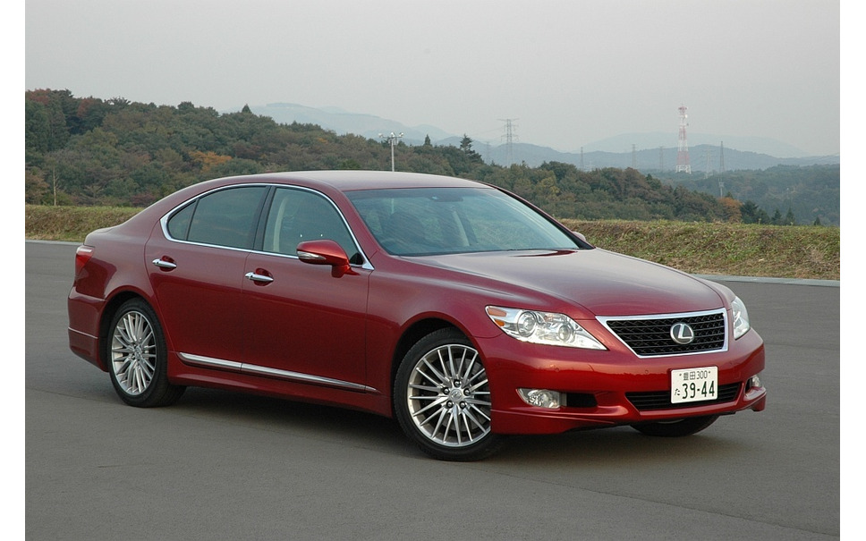 レクサス Ls 発表直前 新グレード Fスポーツ 詳細判明 3枚目の写真 画像 レスポンス Response Jp